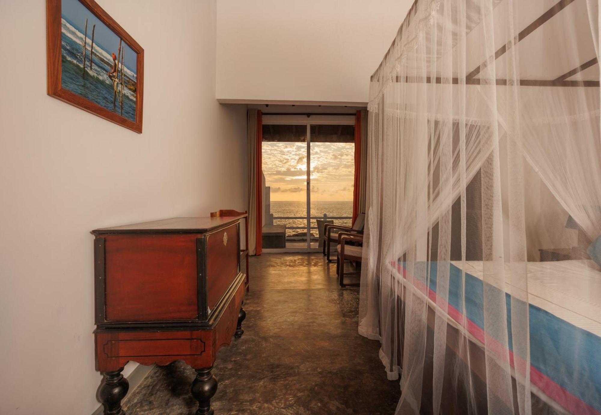 Hotel Zeilan Sunset Point Унаватуна Экстерьер фото