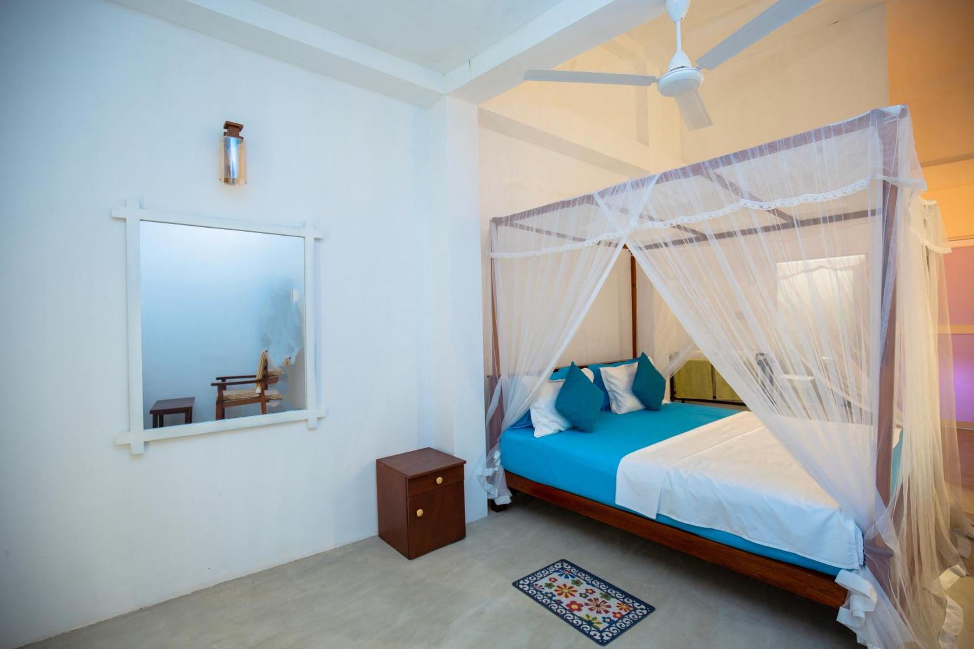 Hotel Zeilan Sunset Point Унаватуна Экстерьер фото