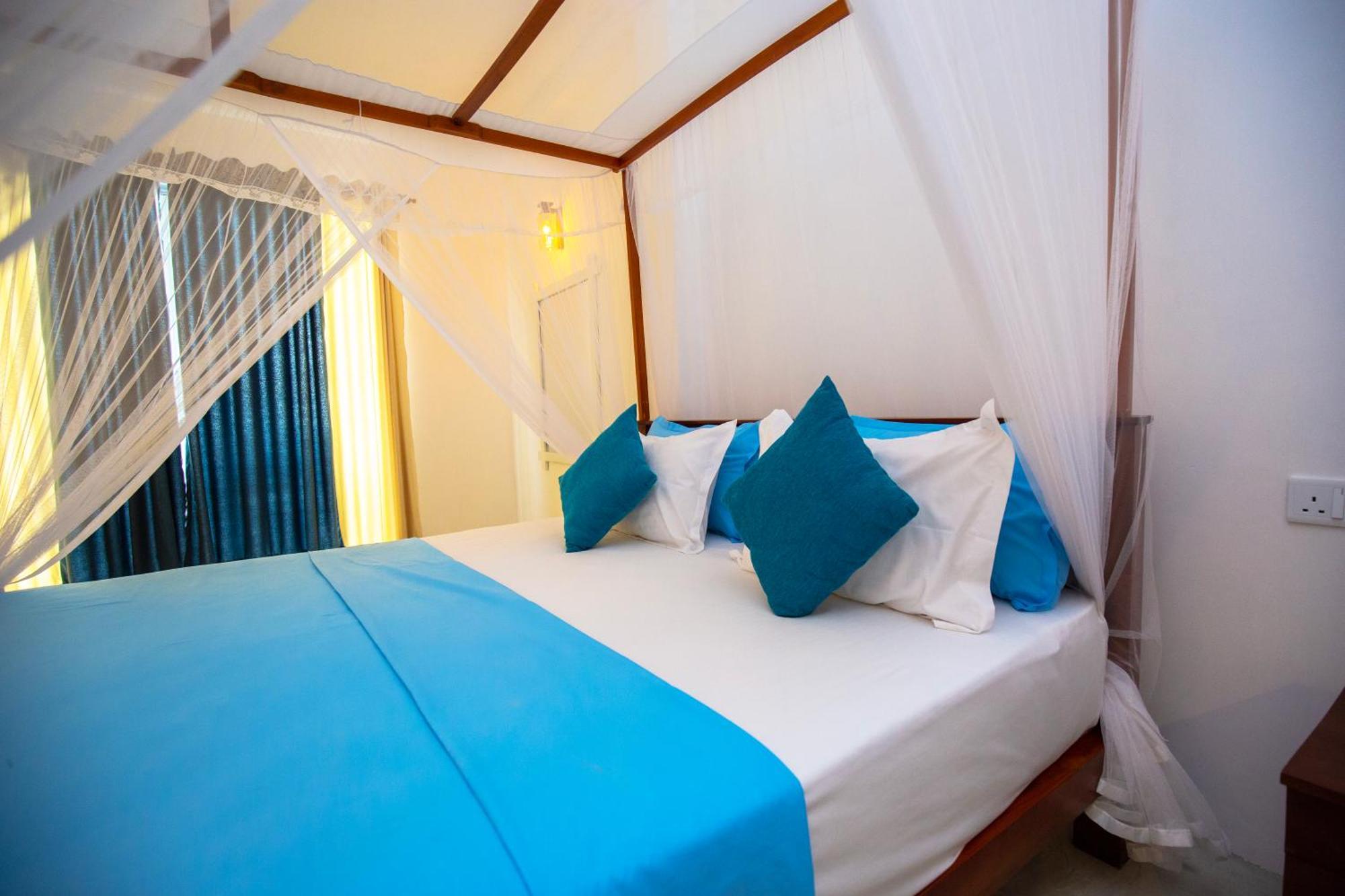 Hotel Zeilan Sunset Point Унаватуна Экстерьер фото