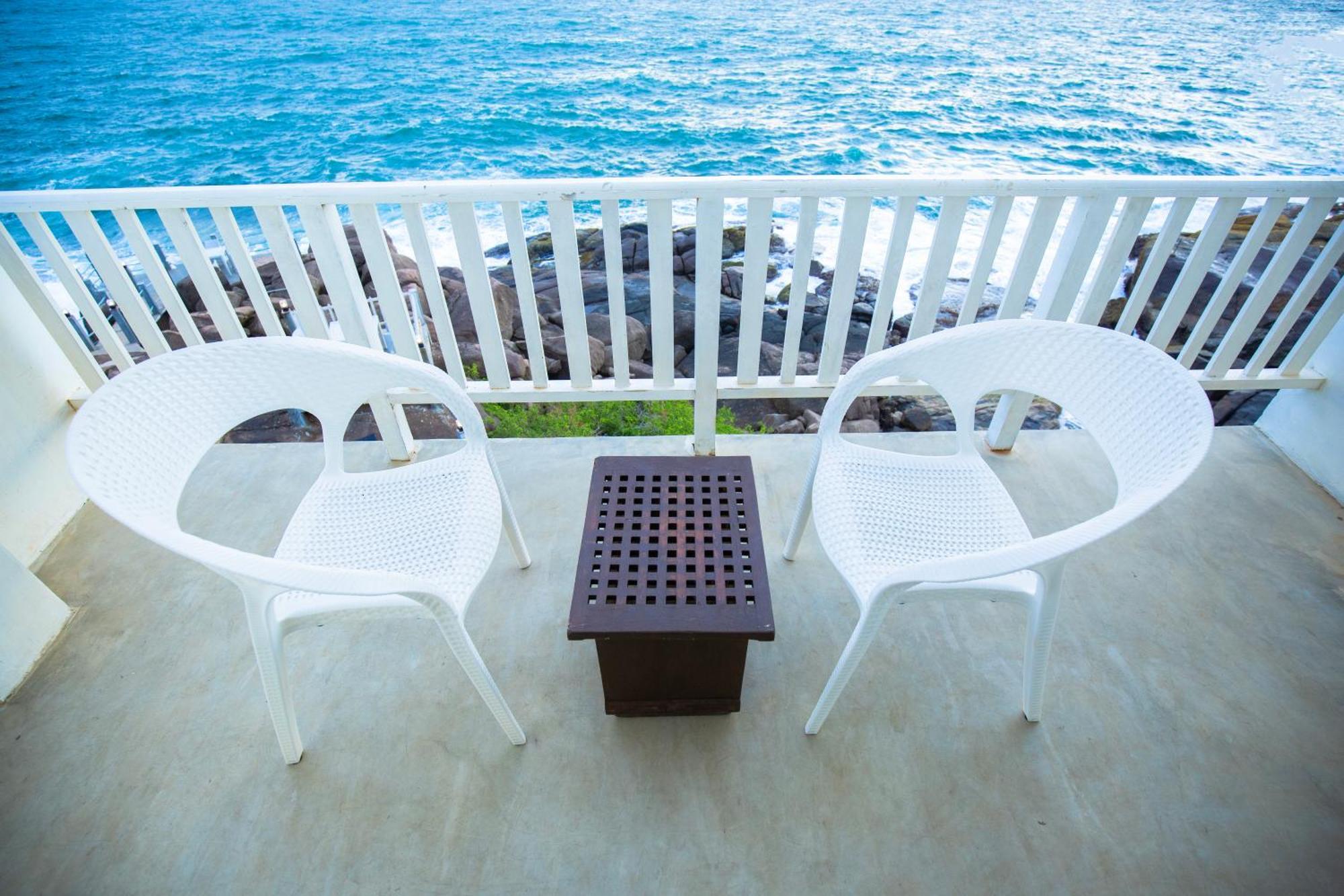 Hotel Zeilan Sunset Point Унаватуна Экстерьер фото