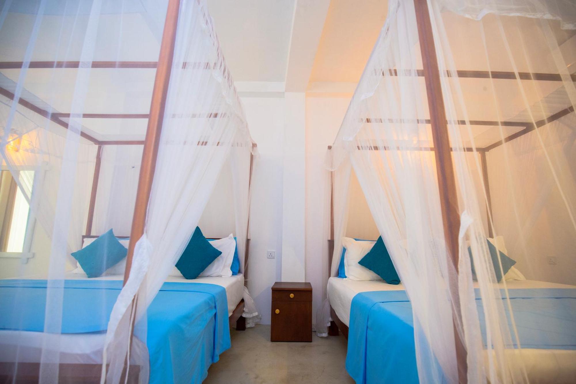 Hotel Zeilan Sunset Point Унаватуна Экстерьер фото