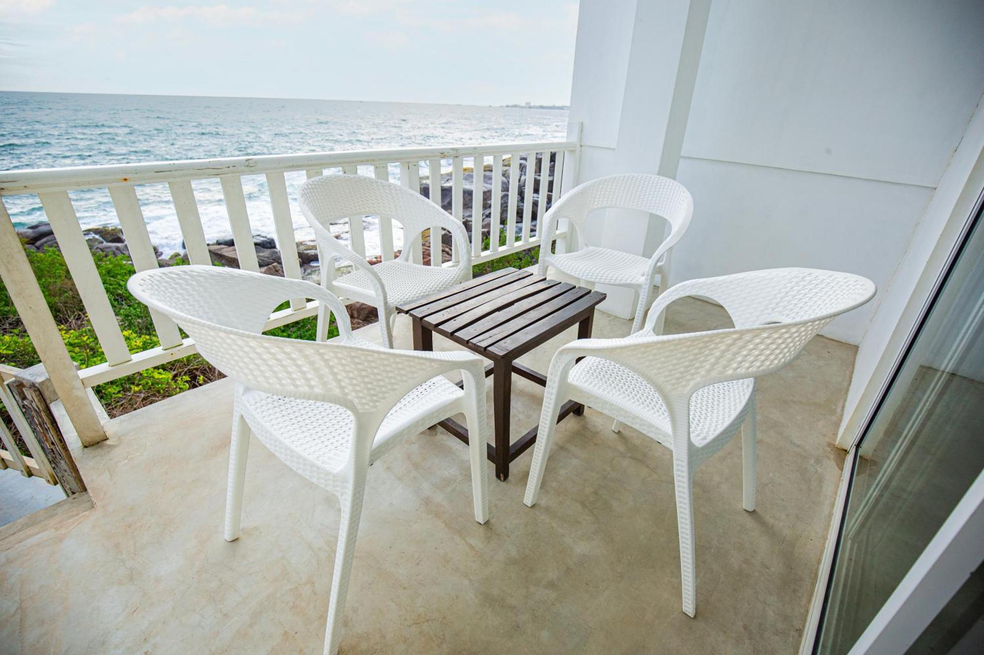 Hotel Zeilan Sunset Point Унаватуна Экстерьер фото