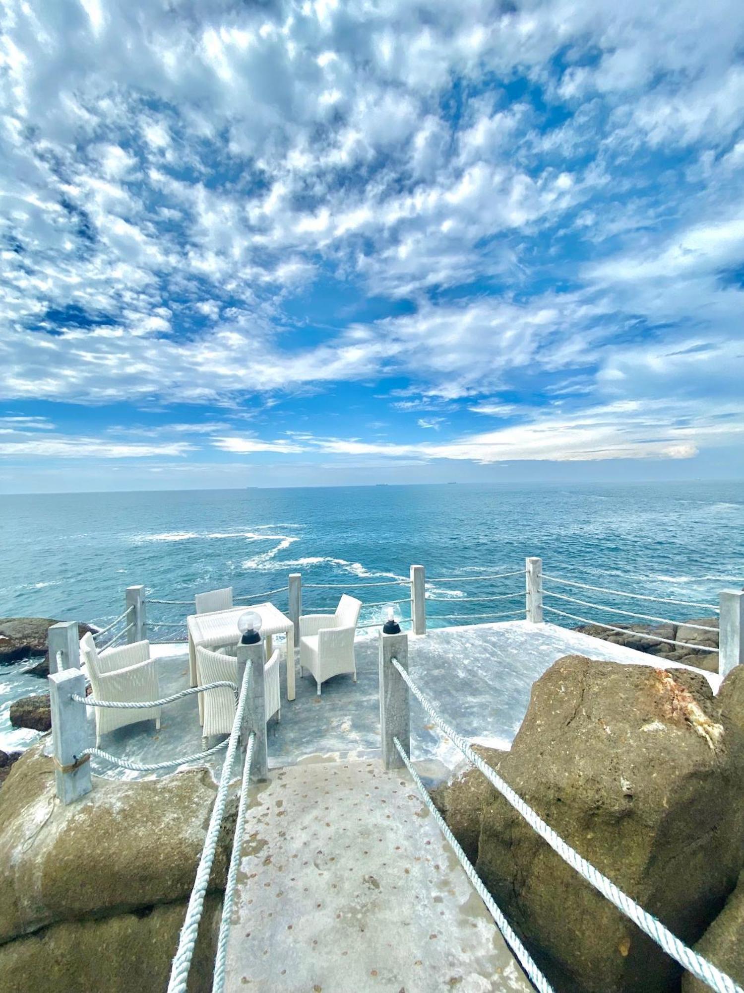 Hotel Zeilan Sunset Point Унаватуна Экстерьер фото