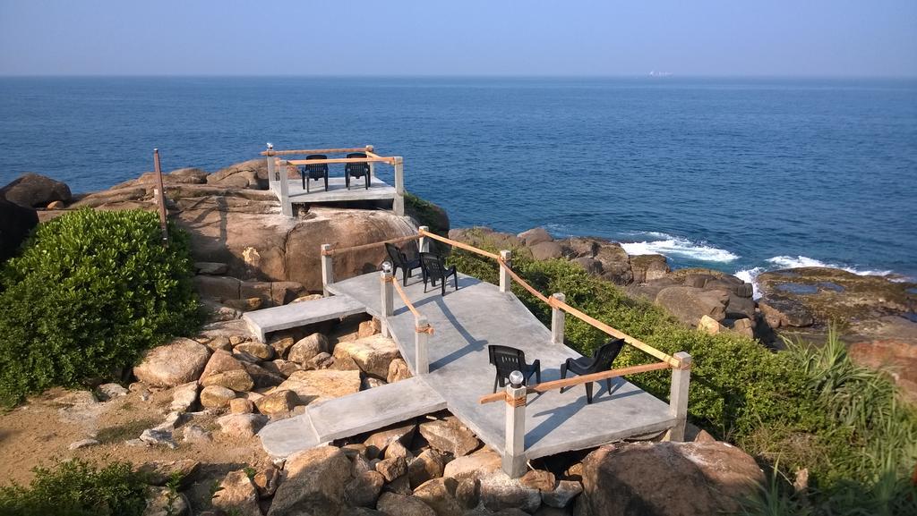 Hotel Zeilan Sunset Point Унаватуна Экстерьер фото